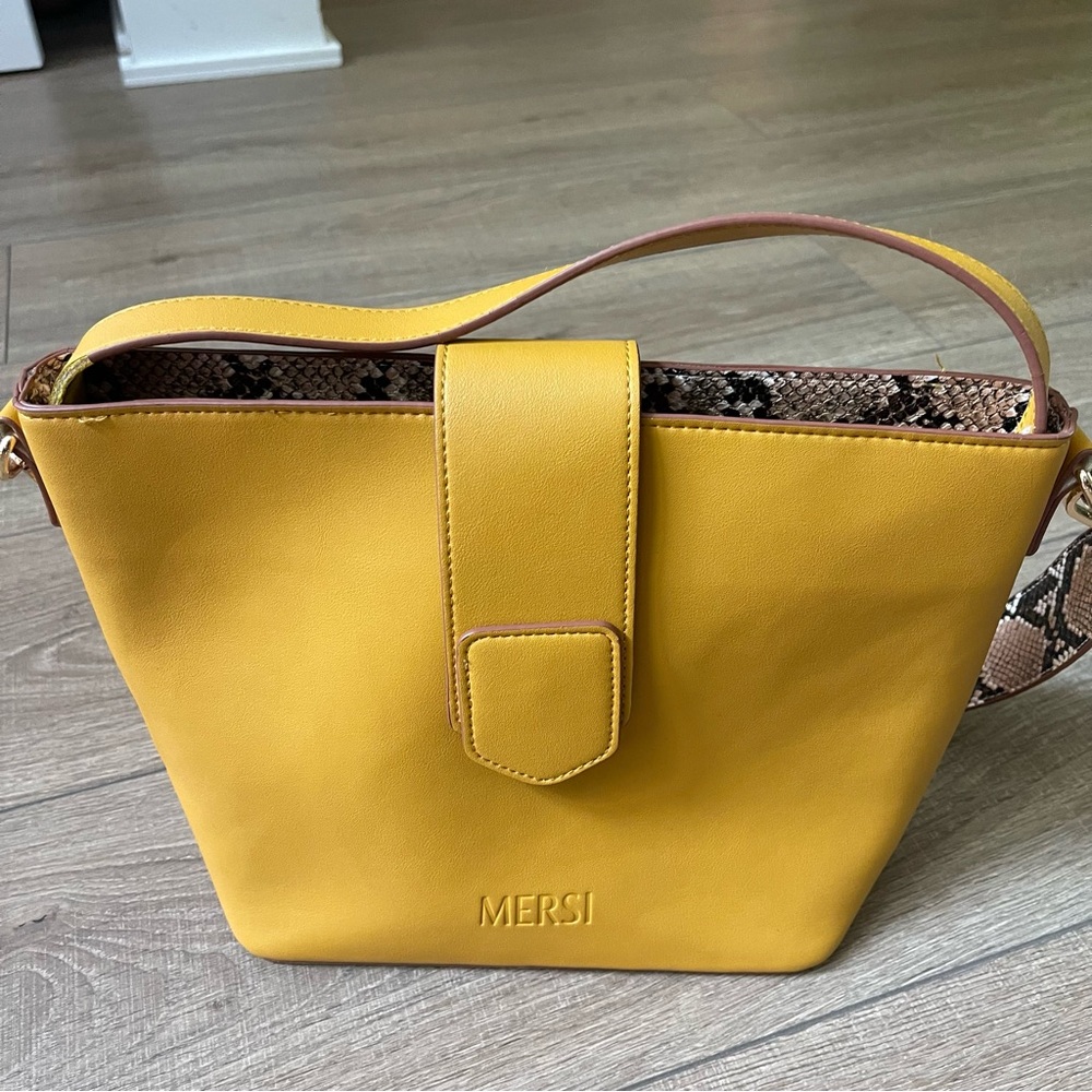 Mersi medium crossbody Yellow Women's Bag